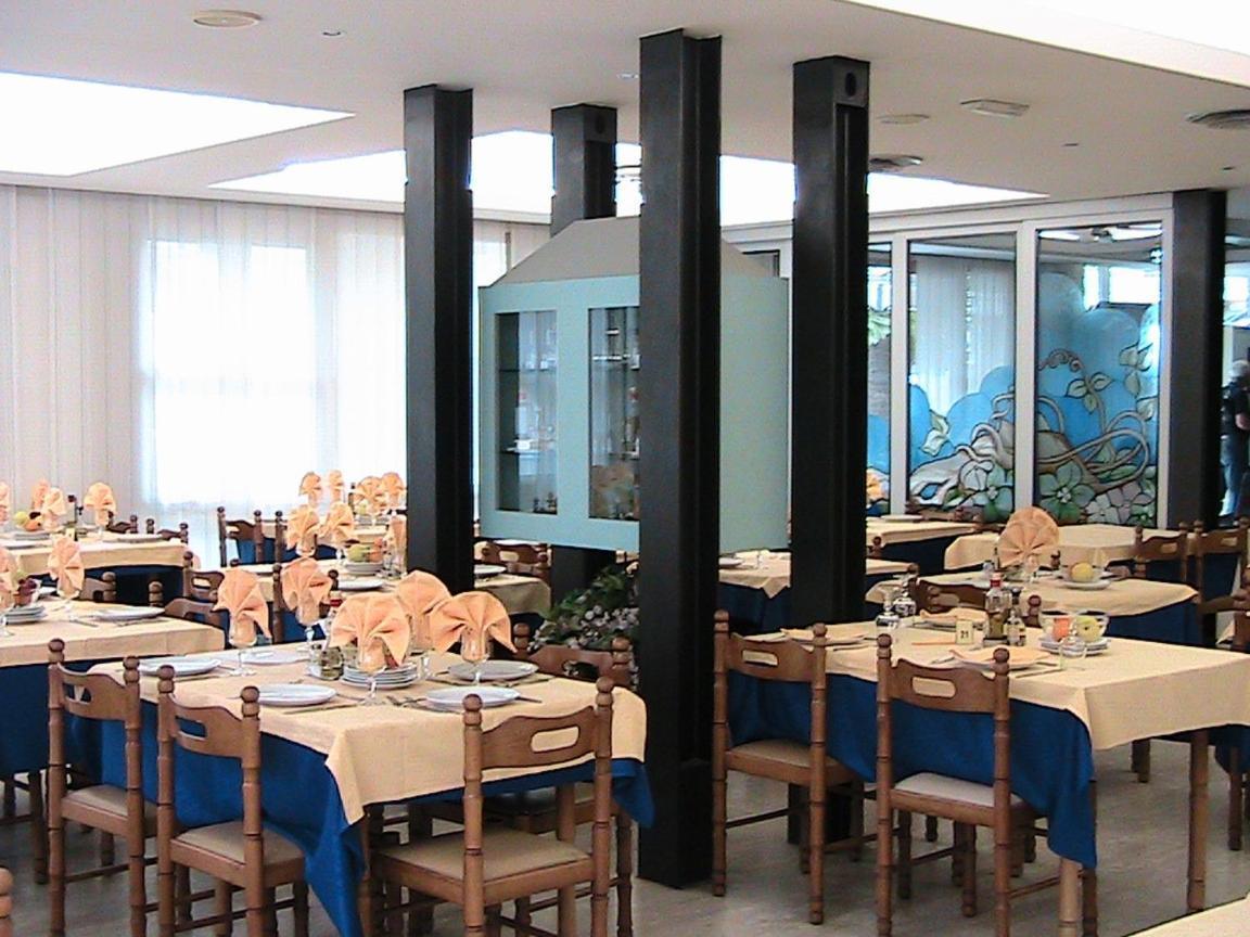 Hotel Universo 리미니 외부 사진